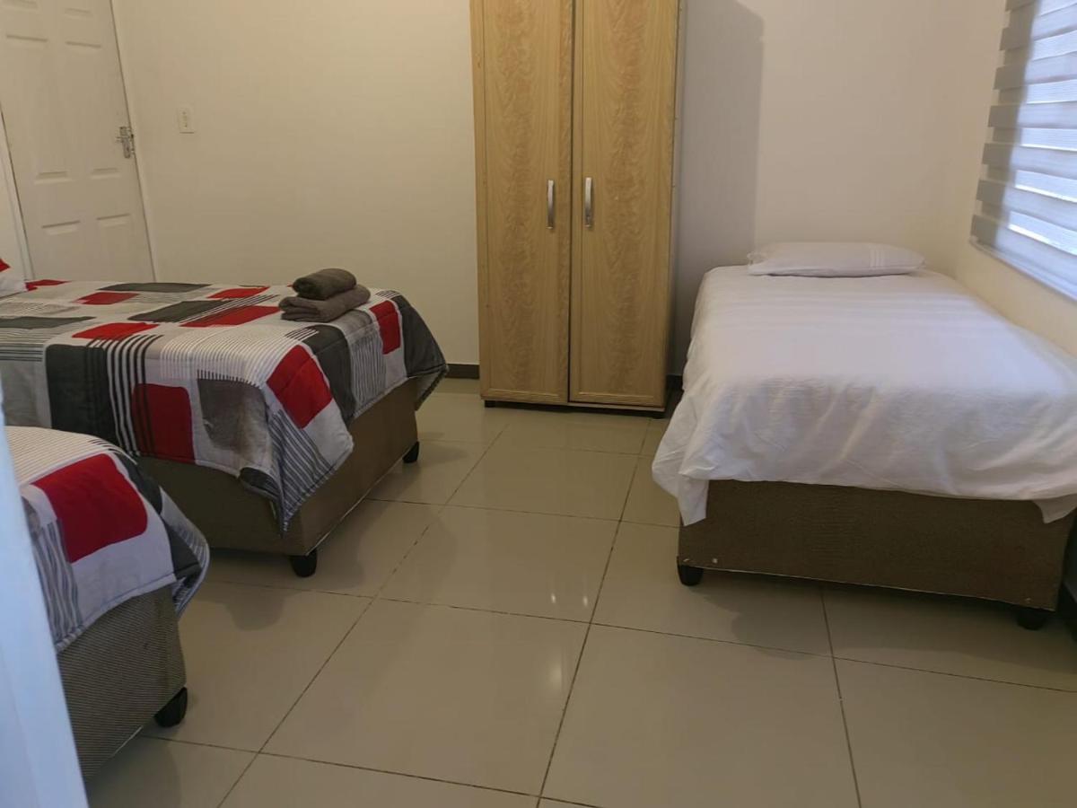 Casa Linda * Newcastle